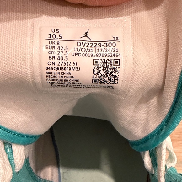 Jordan Teal and White Athletic Shoes - Picture 10 of 12